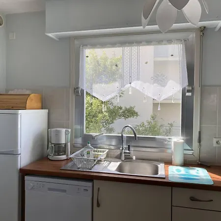 Apartment Vue Avec Wifi, Balcon Terrasse A - Ref 958